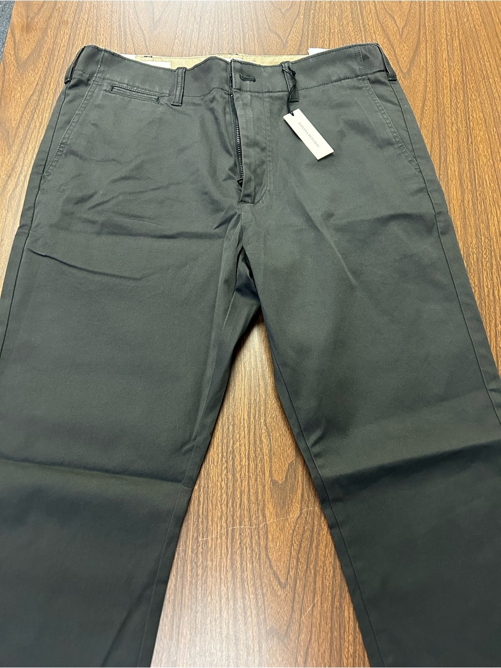 Banana Republic Men's Gray Chino Pants